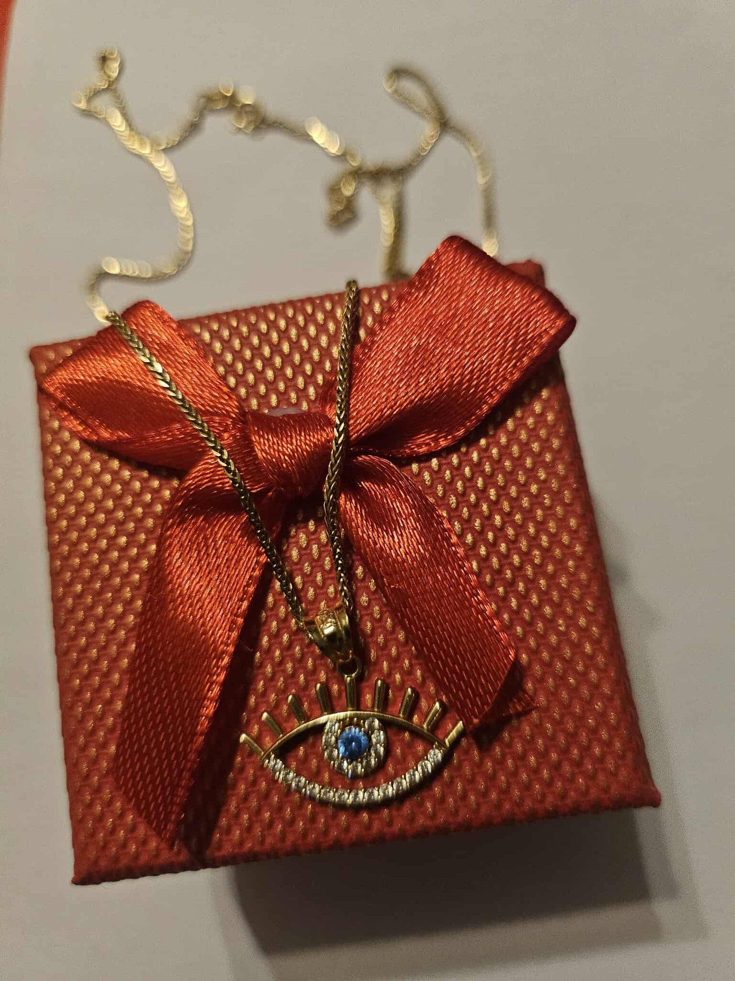 18 Carat Saudi Gold Evil Eye Pendant Necklace - Genuine Hallmarked 18K